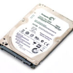 Seagate SSHD Thin (Gen3 500 Go, ST500LM000)