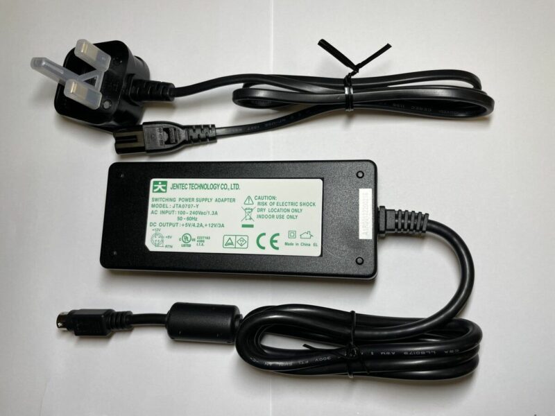 ALIMENTATION DE COMMUTATION JENTEC TECHNOLOGY CO LTD ADAPER JTA0707-Y 5V 4.2A 12V 3A