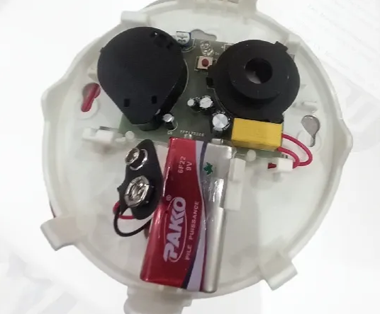 Détecteur de fumée BRK 220 V / Pile 9 V incluse – Image 2